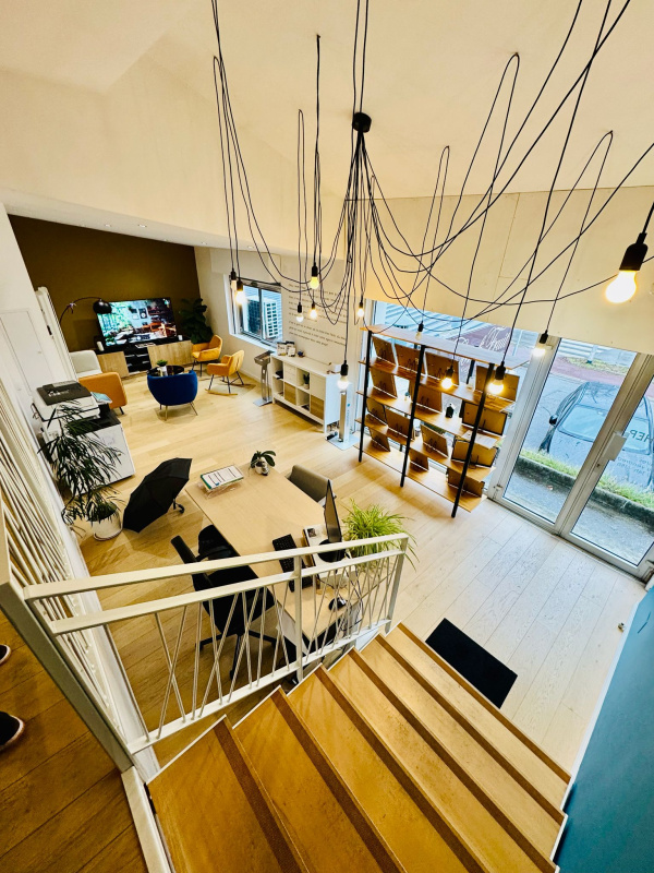 Location Immobilier Professionnel Local commercial Crolles 38190